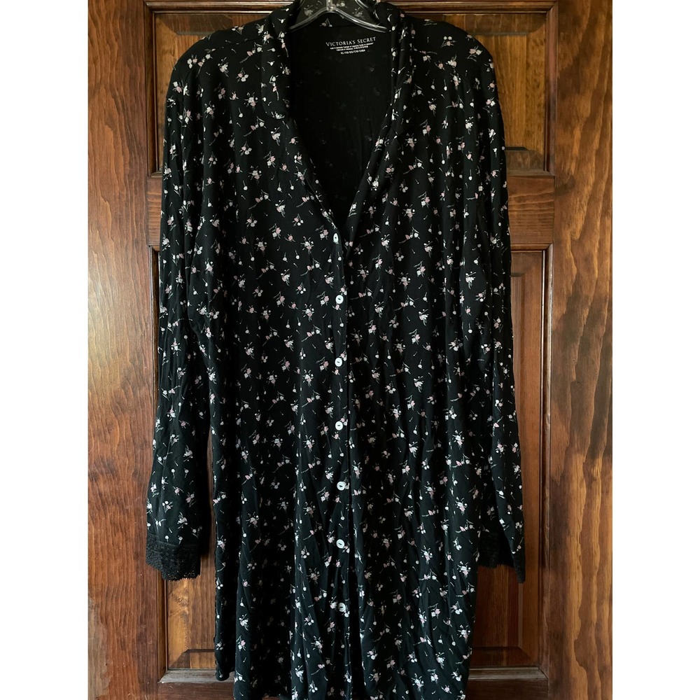 Victorias Secret Long Sleeve Short Gown Size XL Black Floral